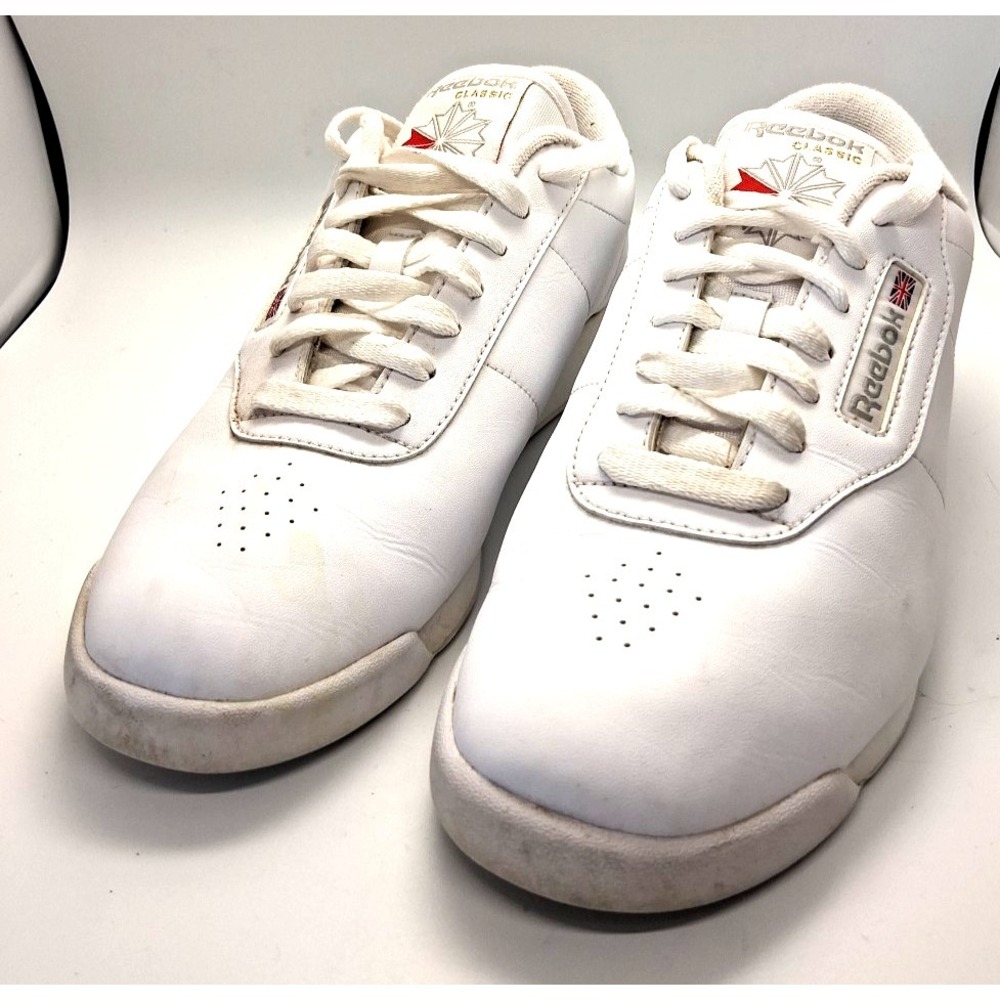 Reebok‎ Classic Wide Sneakers White Lace Up Low Top Walking Shoes size 8